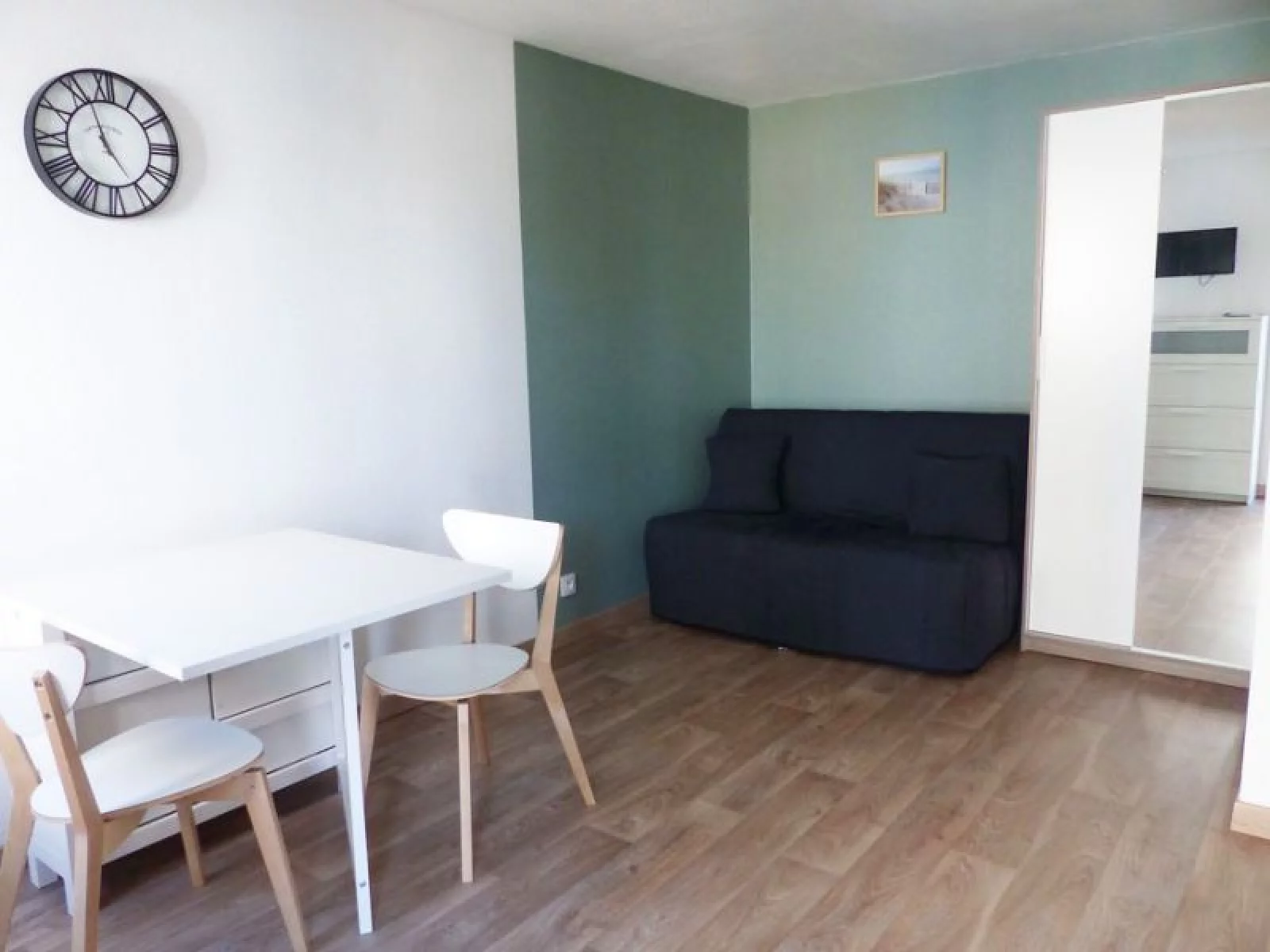 Location studio meublé 20 m² avec parking (La Rochelle)