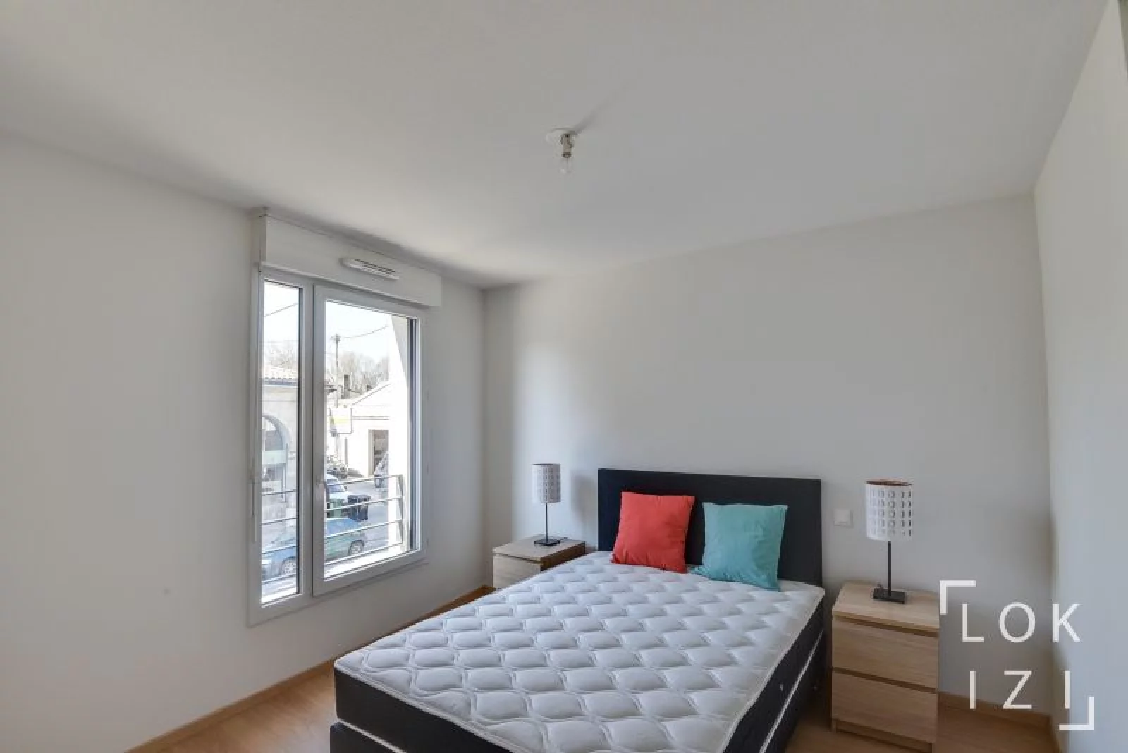 Location appartement meublé 2 pièces 42m² (Bordeaux - Bacalan)