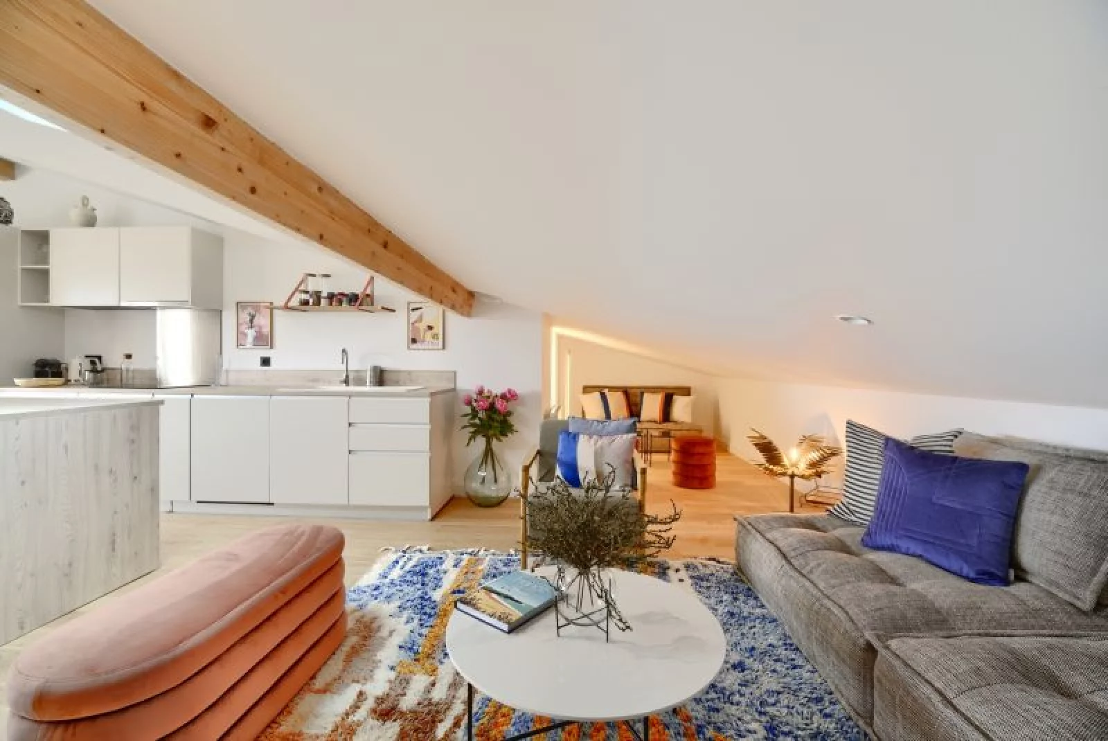 Location appartement duplex meublé 4 pièces de 83m² (Bordeaux - Chartrons)