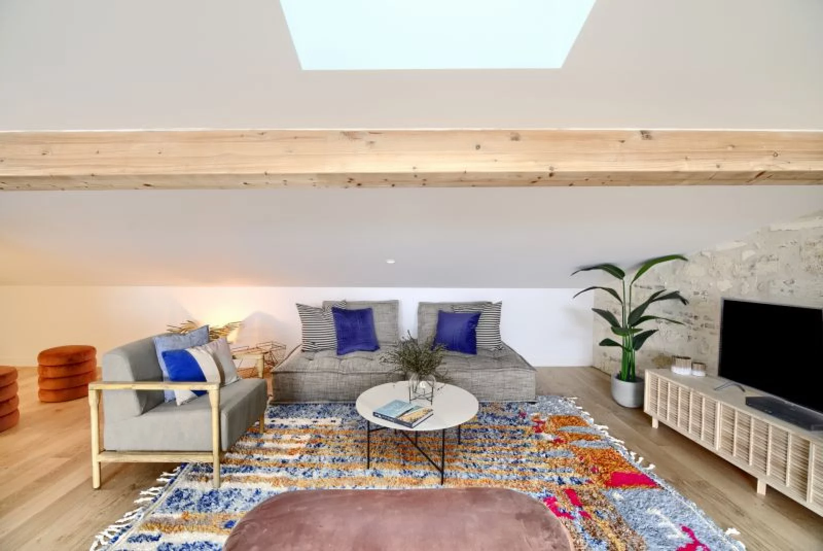 Location appartement duplex meublé 4 pièces de 83m² (Bordeaux - Chartrons)