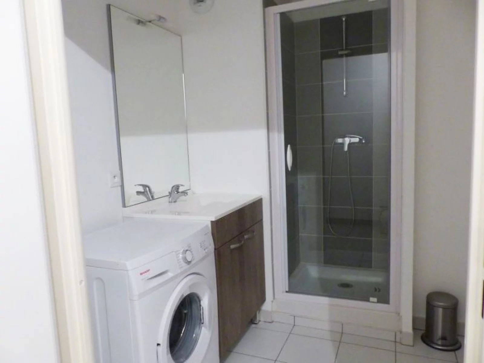 Location appartement meubl 2 pices 43,5m  (Bordeaux - Bacalan)