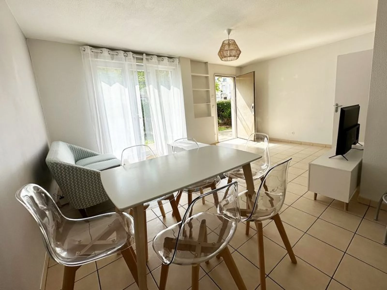 Location appartement meubl duplex 4 pices 81m (Paris est - Bry s/ Marne)