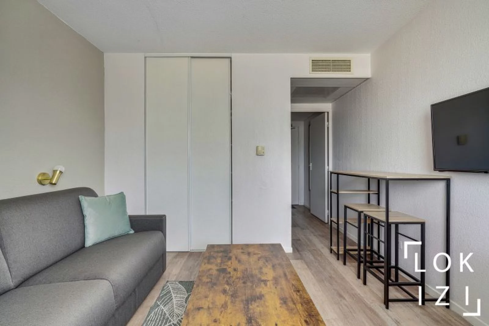 Location studio meubl 20m (Avignon - gare TGV)