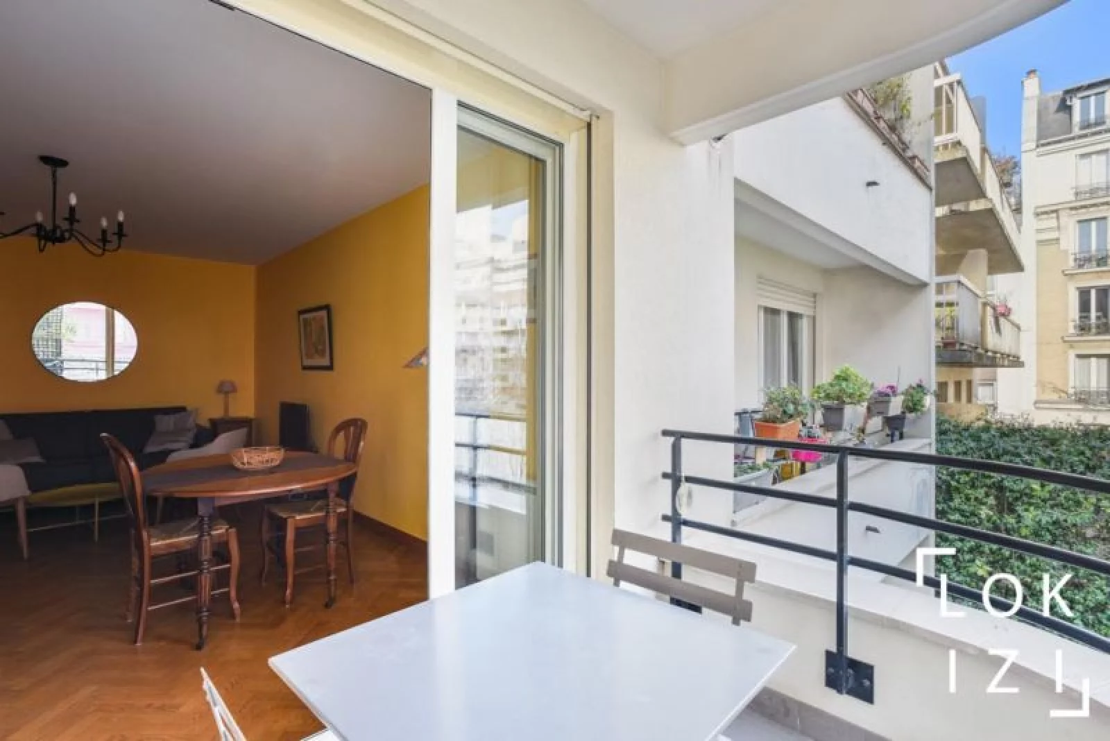 Location appartement meubl 2 pices 47m (Paris 11)