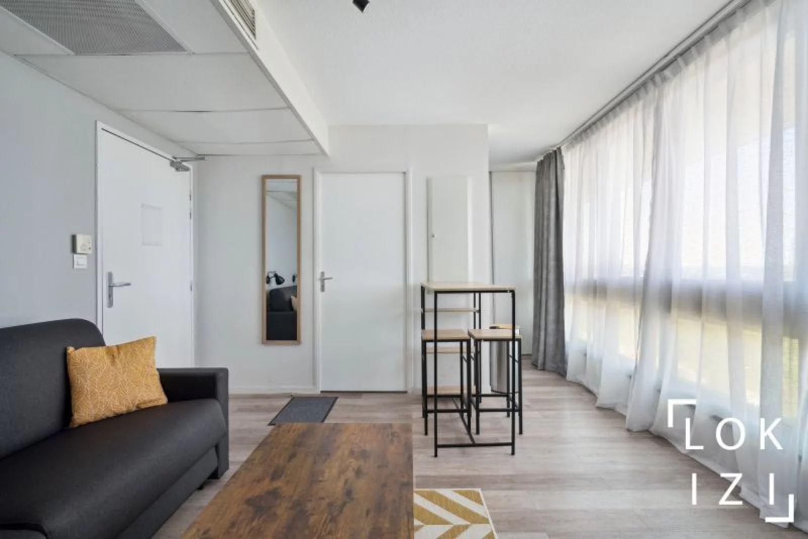 Location studio meubl 19m (Avignon - gare TGV)