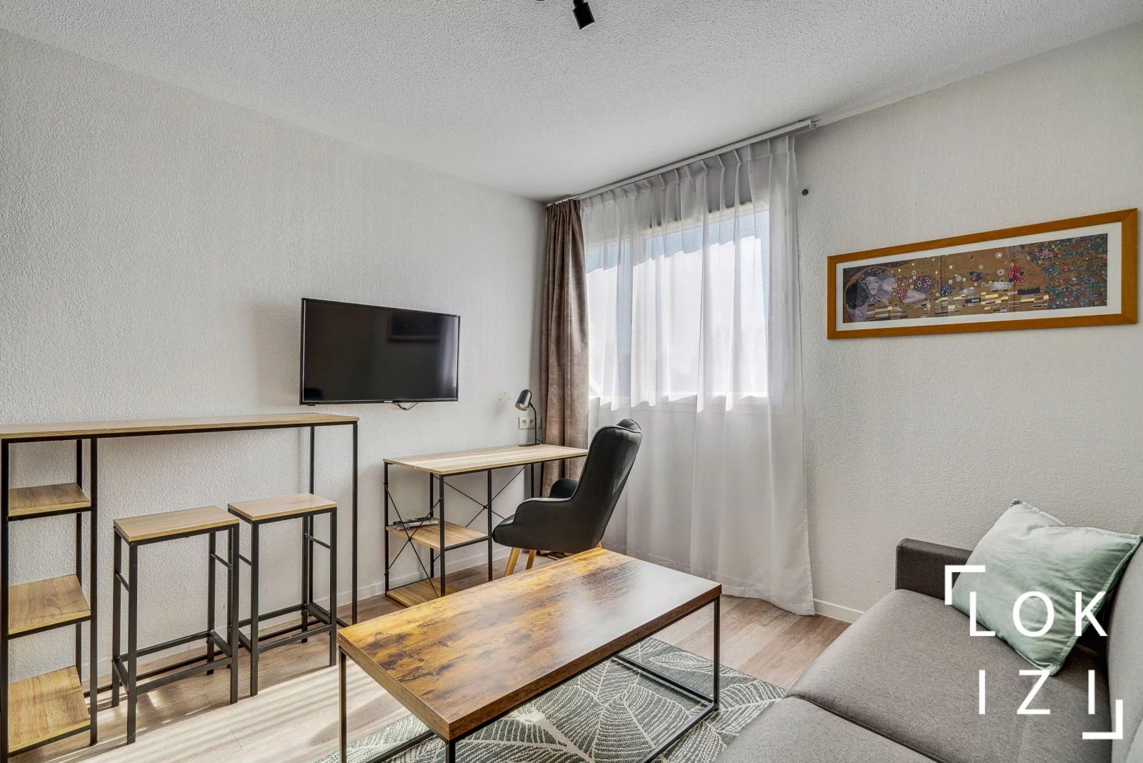 Vente studio meubl 19m (Avignon - gare TGV)