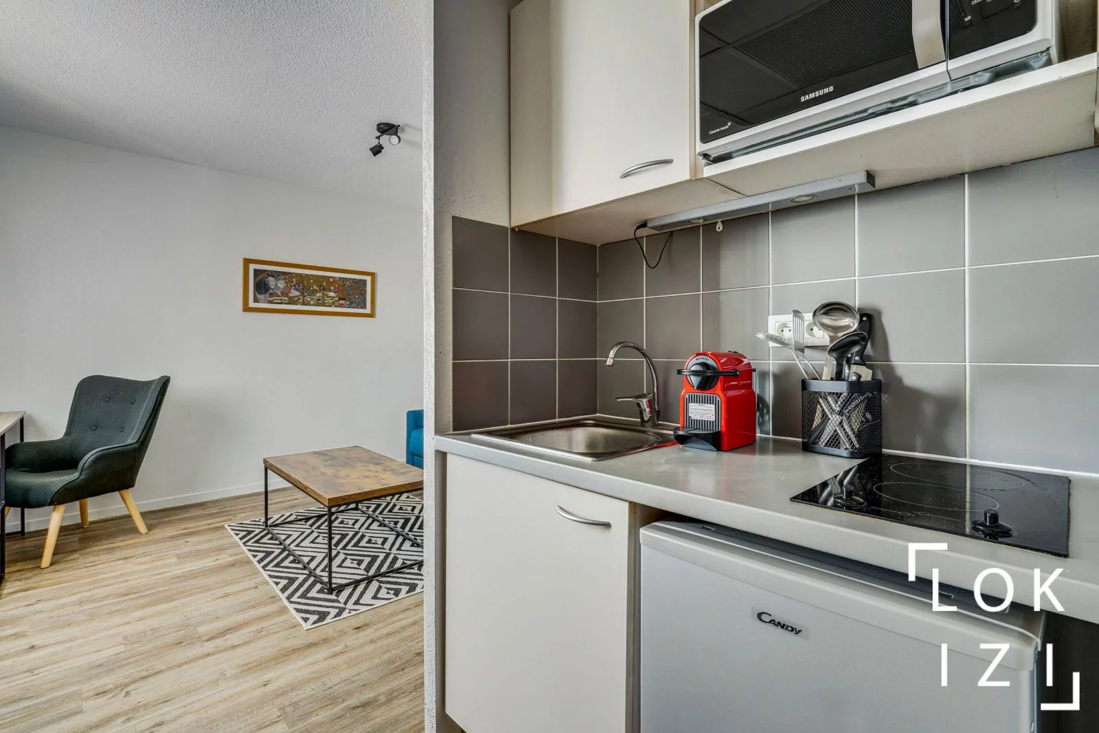 Location studio meubl 22m (Avignon - gare TGV)