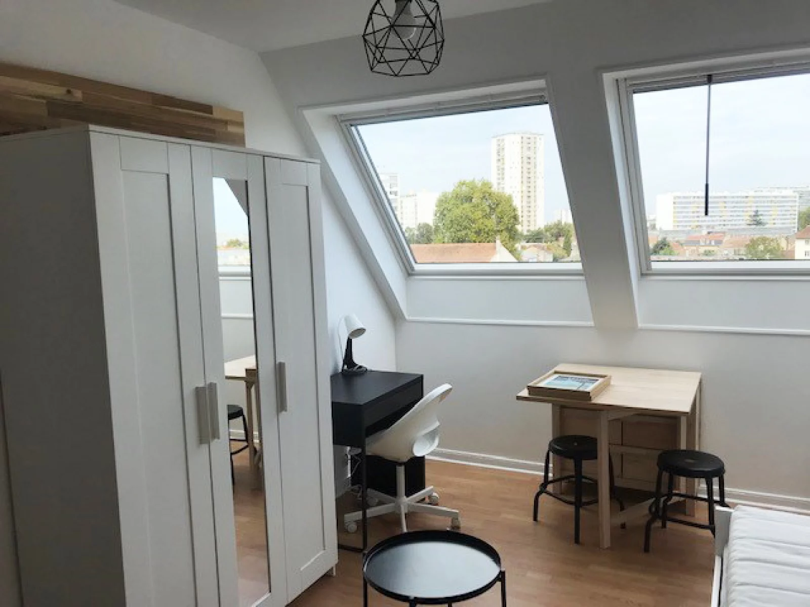 Location studio meubl 16m (Bordeaux - Jardin Public)
