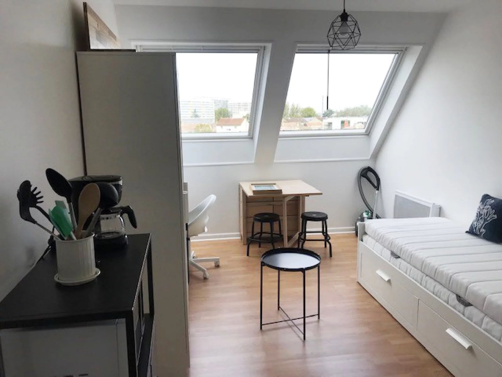 Location studio meubl 16m (Bordeaux - Jardin Public)