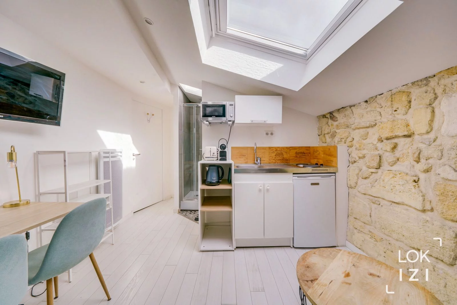 Location studio meubl 17m (Bordeaux centre / Bourse)