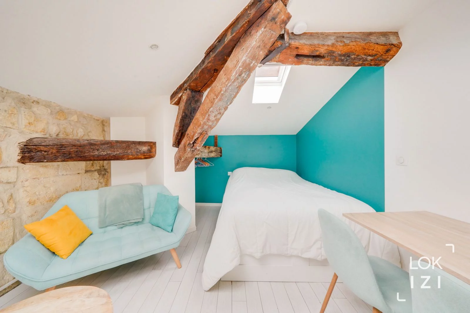 Location studio meubl 17m (Bordeaux centre / Bourse)