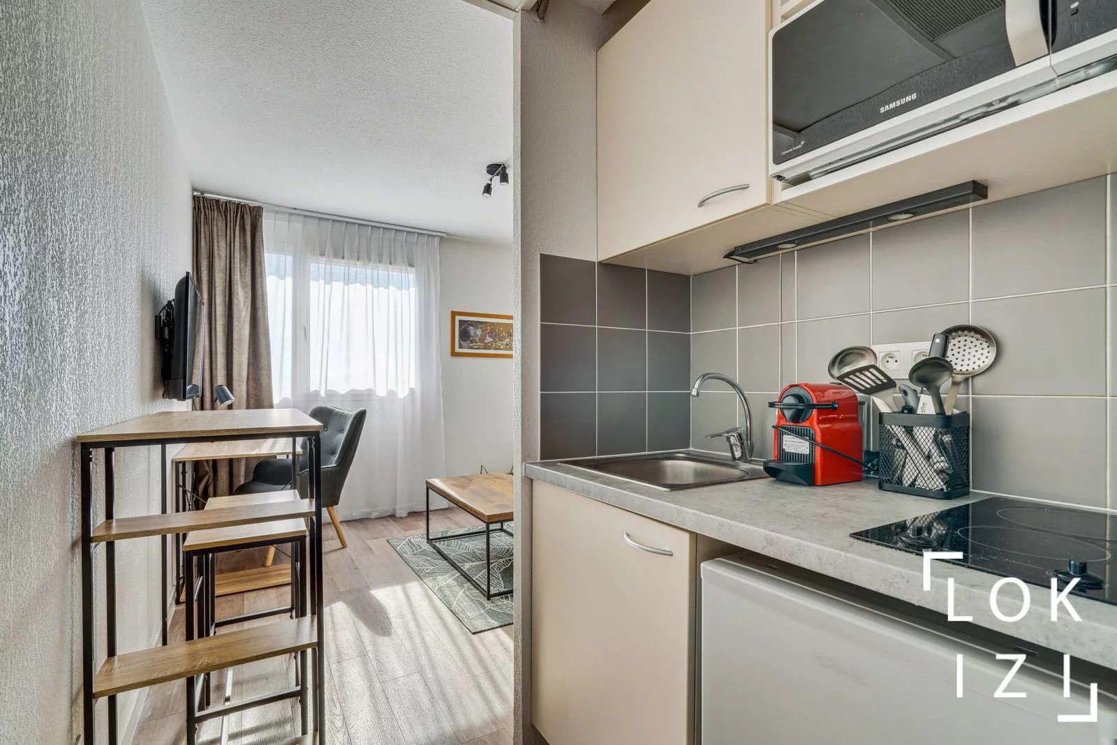 Location studio meubl 20m (Avignon - gare TGV)