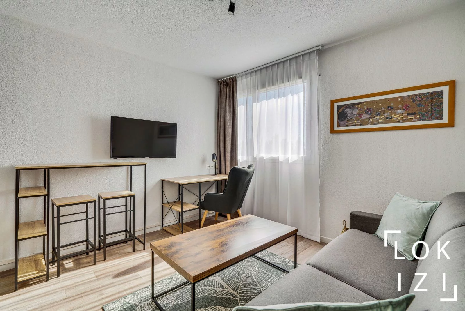 Location studio meubl 20m (Avignon - gare TGV)