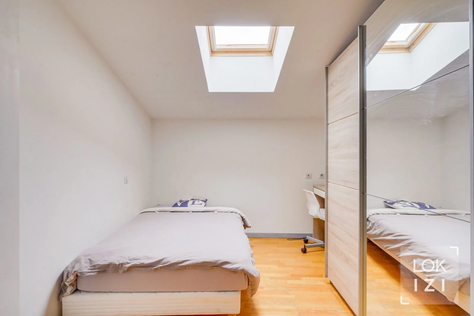 Location appartement meubl 4 pices 95m (Bordeaux - Barrire du Mdoc)