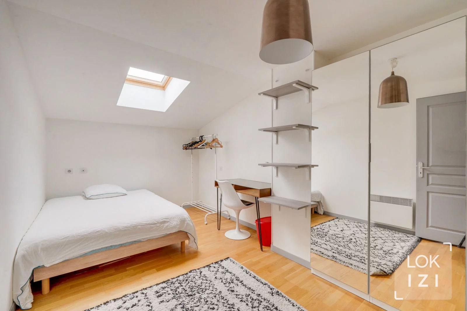 Location appartement meubl 4 pices 95m (Bordeaux - Barrire du Mdoc)