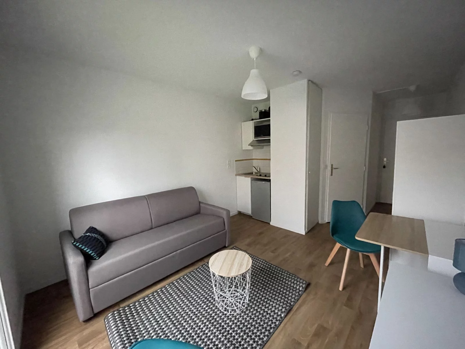 Location studio meubl 19m (Rouen - Darntal 76) 