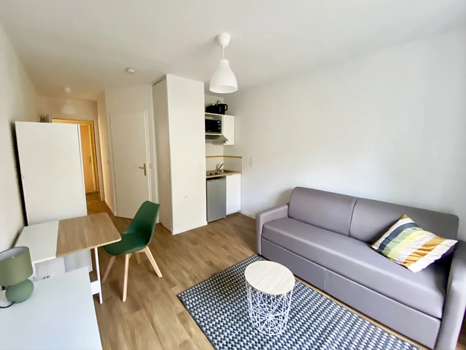 Location studio meubl 20m (Rouen - Darntal 76) 