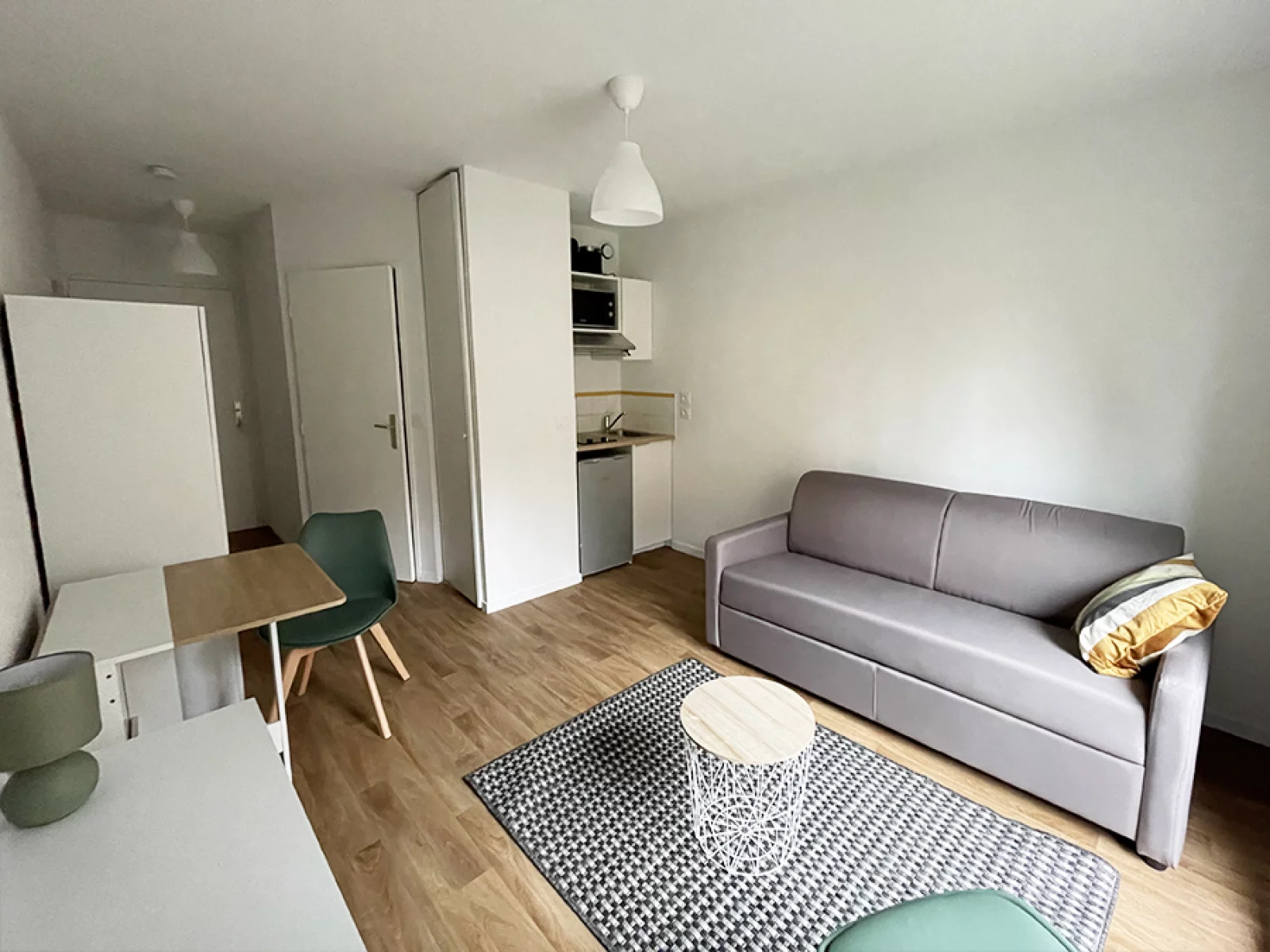 Location studio meubl 19m (Rouen - Darntal 76) 