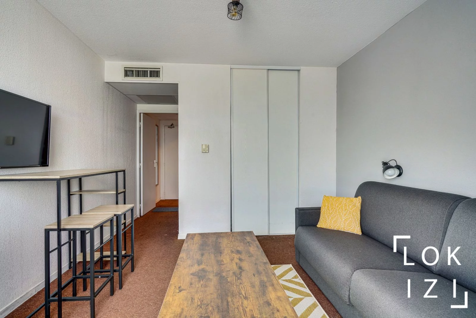 Location studio meubl 20m (Avignon - gare TGV)