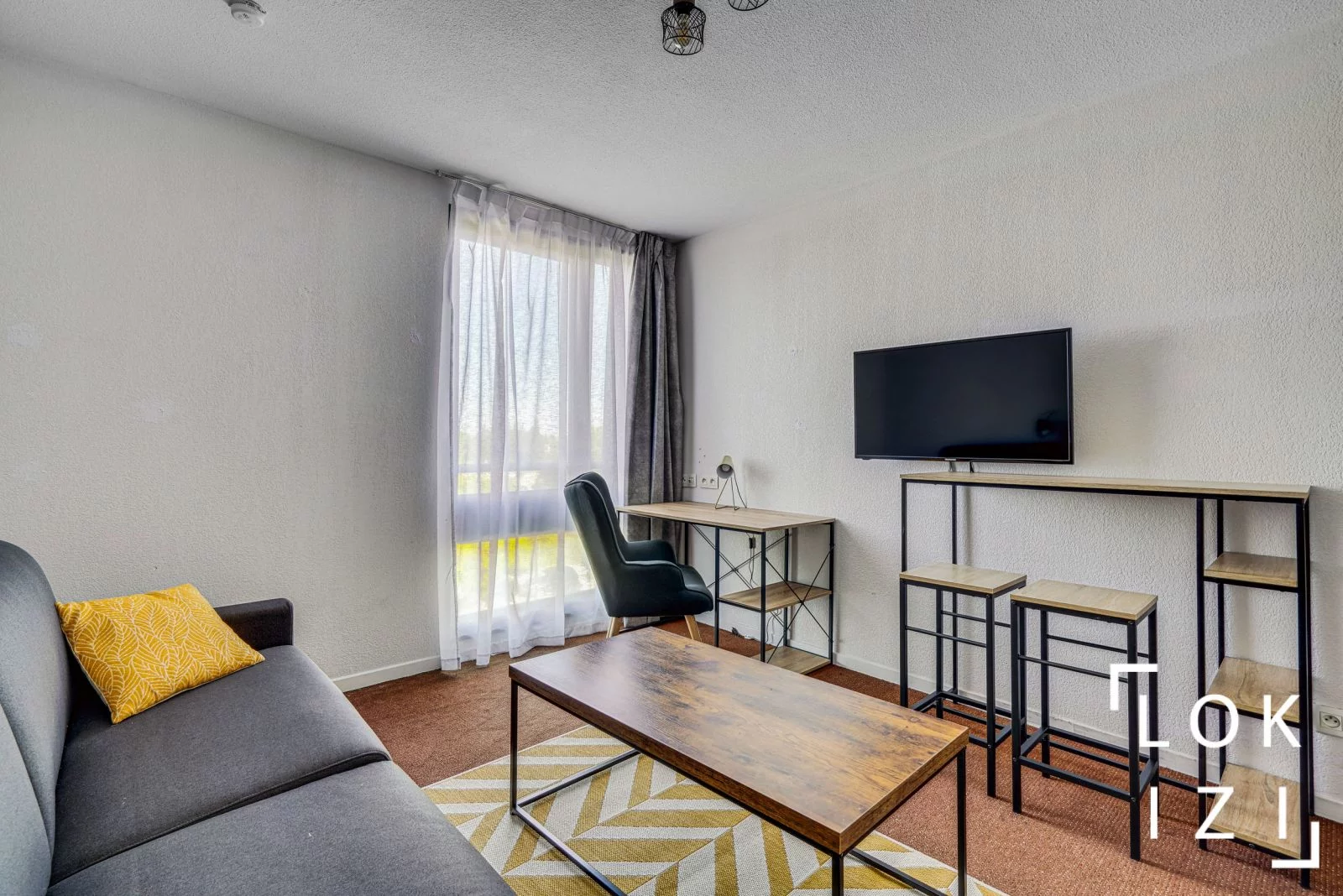 Location studio meubl 20m (Avignon - gare TGV)