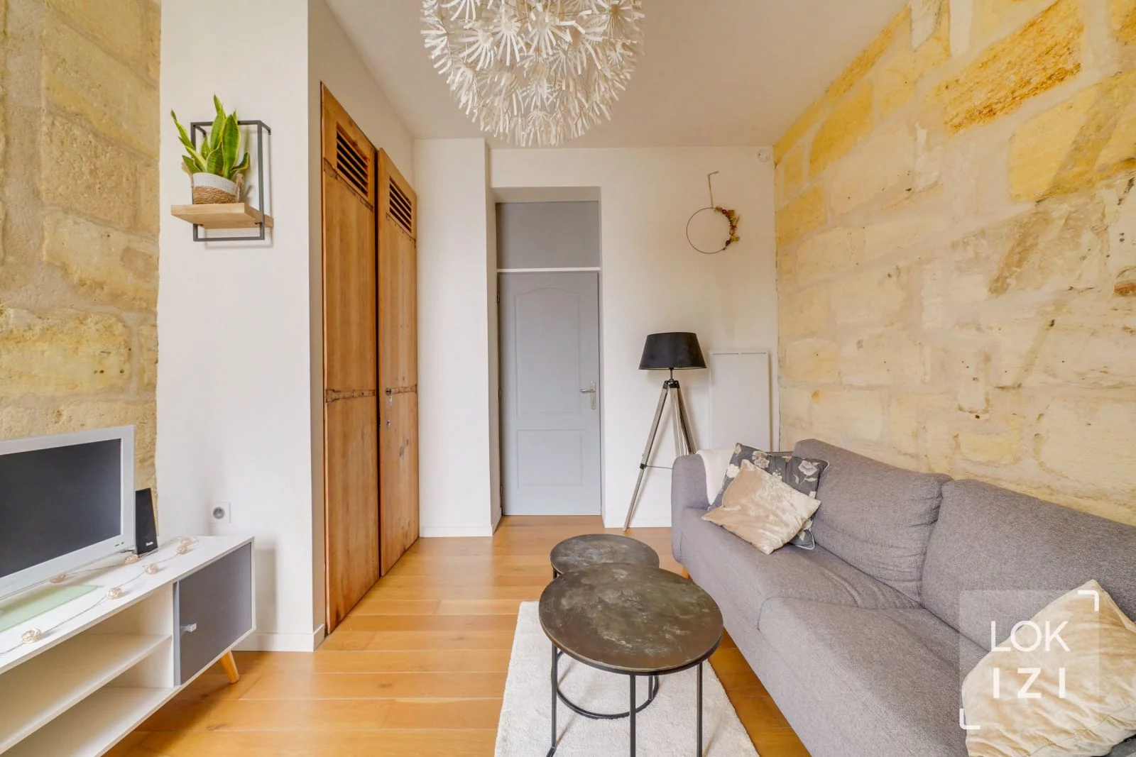 Location appartement meublé 2 pièces 39m² (Bordeaux centre - Chartrons)