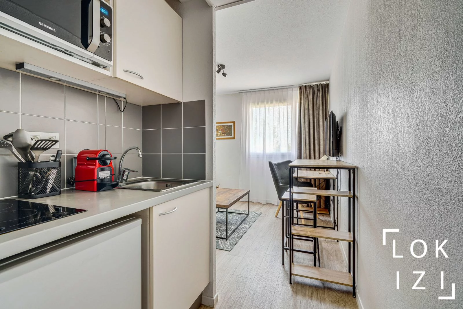 Location studio meubl 20m (Avignon - gare TGV)