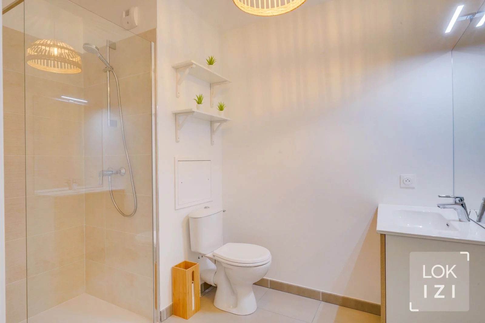 Location appartement meubl 2 pices 46m (Bordeaux - Brazza)