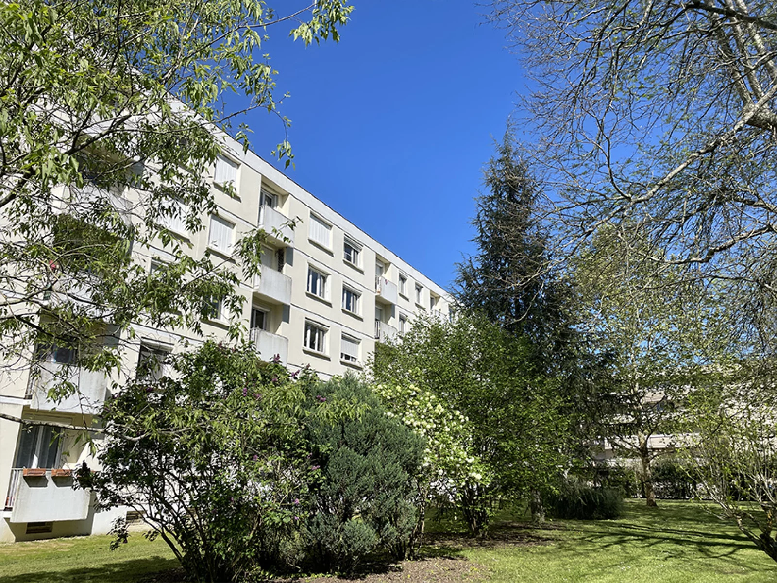 Location appartement meubl 4 pices 79m (Mrignac - Bordeaux ouest)