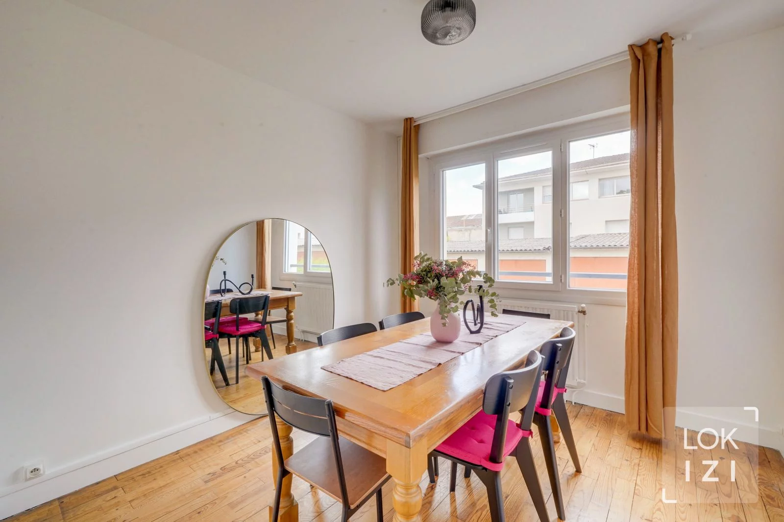 Location appartement meubl T3bis de 67m (Bordeaux centre - St Bruno)