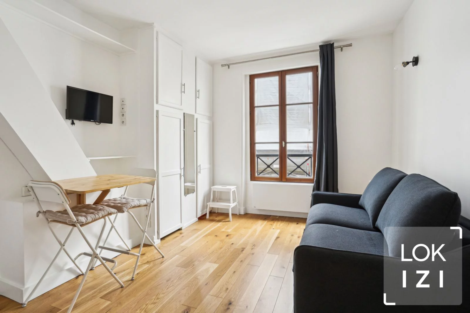 Location studio meubl 18m (Paris 9 / St Lazare)