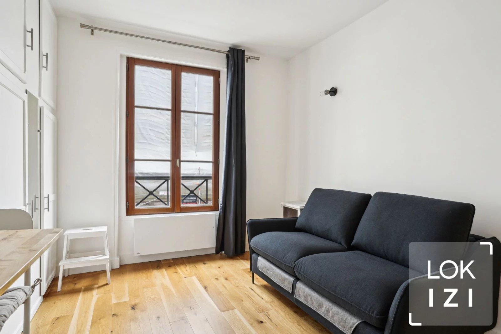 Location studio meubl 18m (Paris 9 / St Lazare)