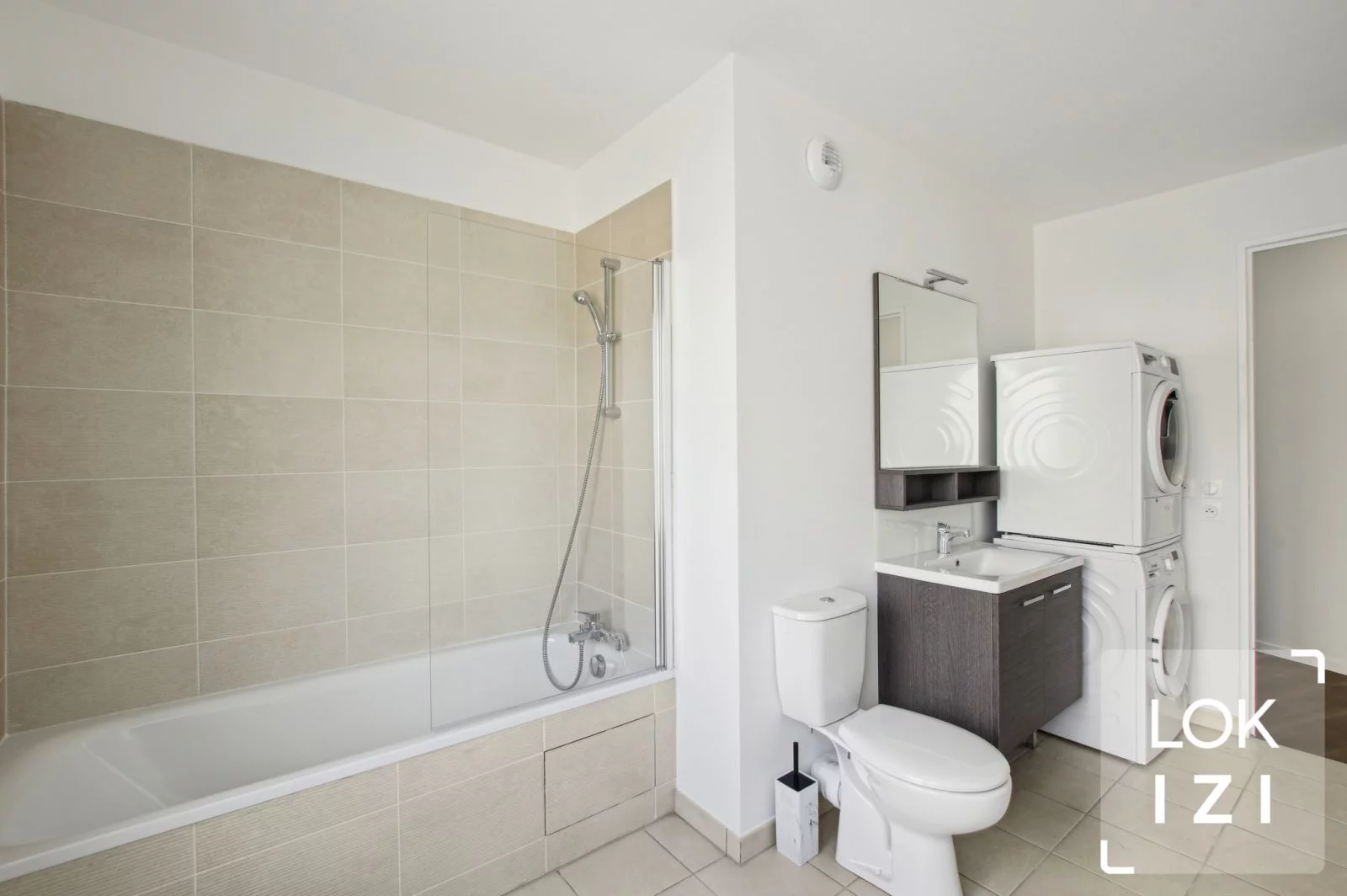 Location appartement T5 meubl 94m (Bobigny - Paris) 