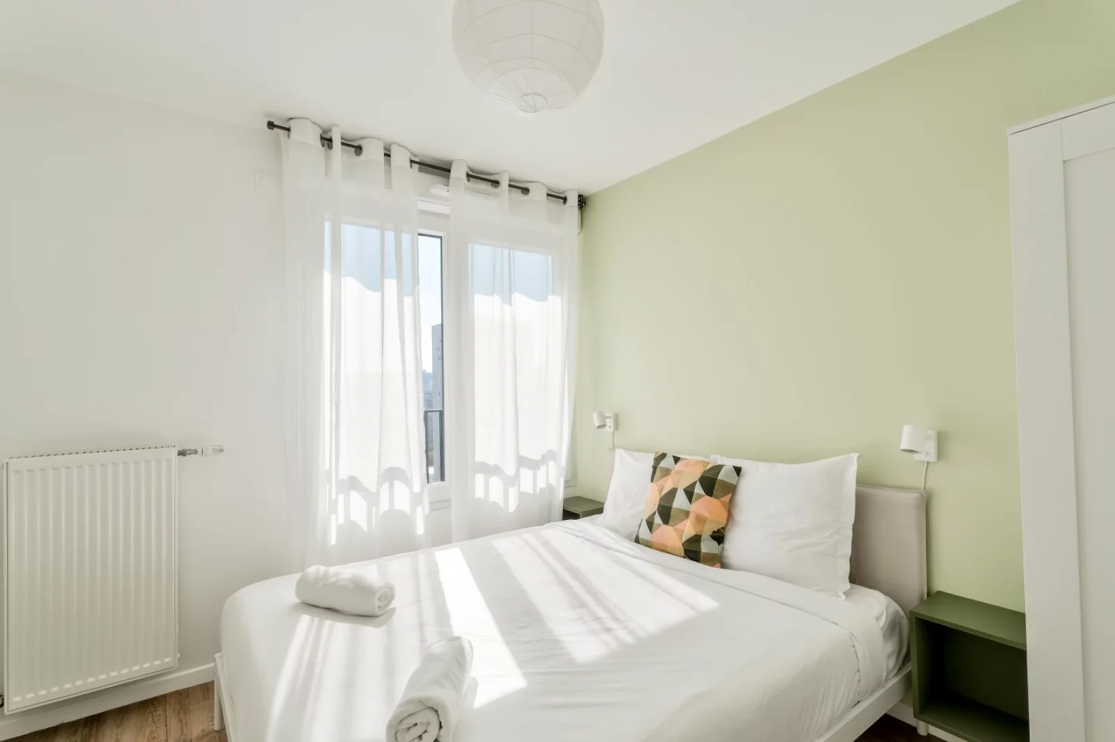 Location appartement T5 meubl 94m (Bobigny) 