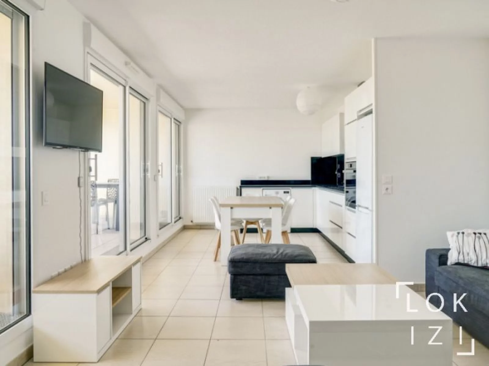 Location appartement meubl T4 de 84m avec piscine (Bordeaux - Chartrons)