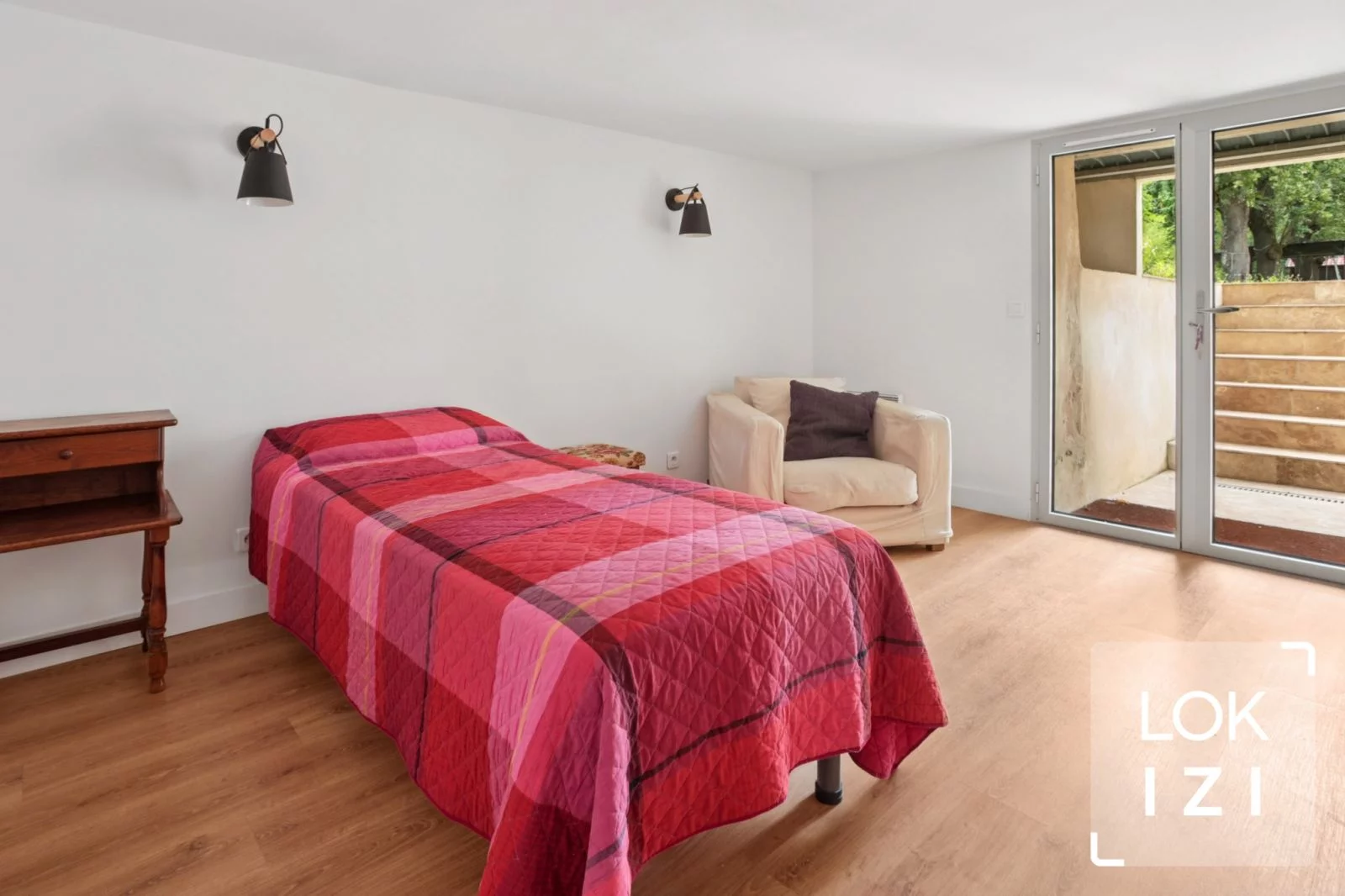 Location appartement meubl 164m 5 pices (Bordeaux centre)