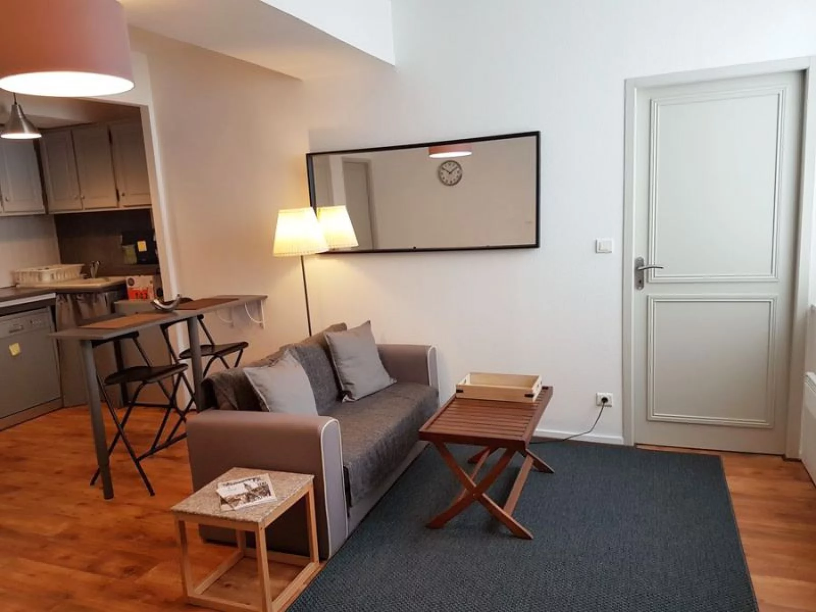 Location appartement meubl 2 pices (Bordeaux - Victoire)