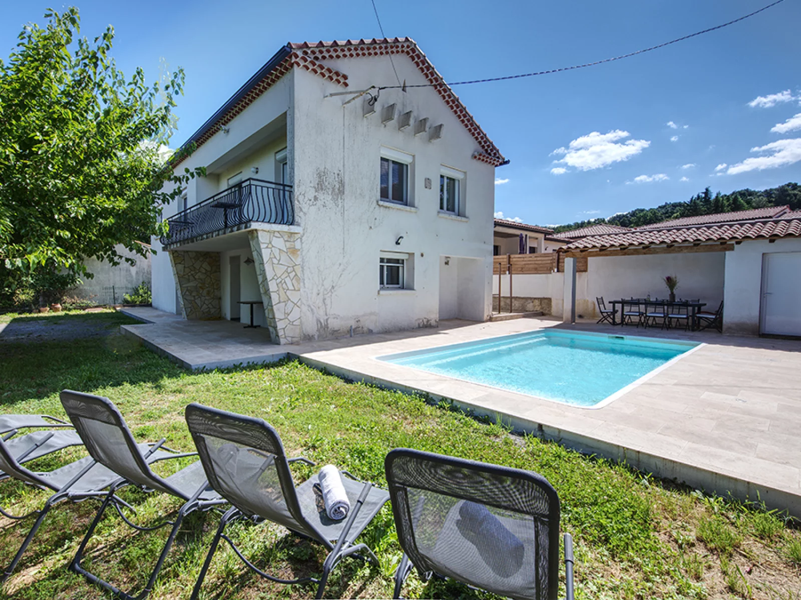 Location maison meuble 7 pices 140m (Als) 