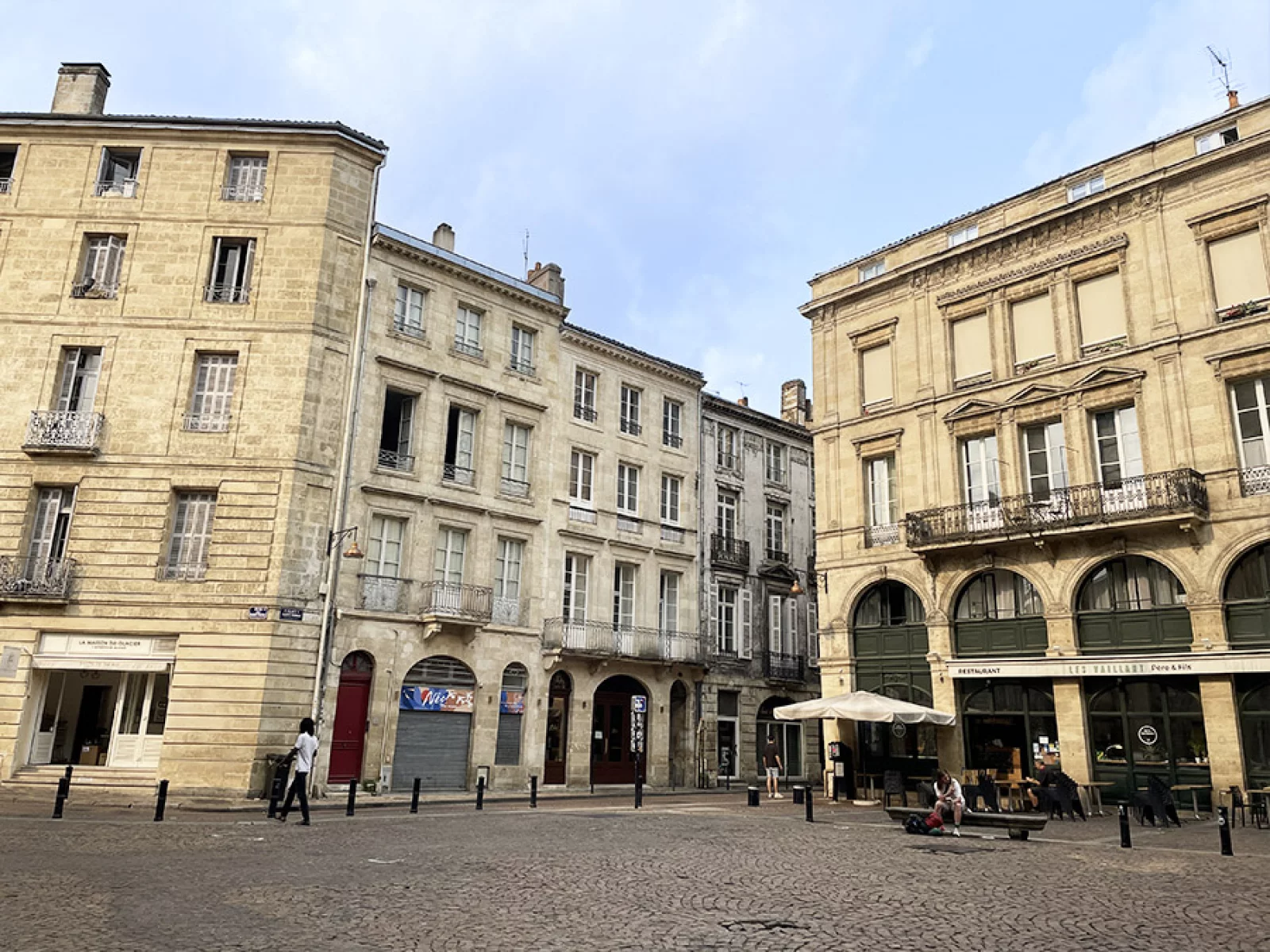 Location appartement meubl 3 pices 76m (Bordeaux centre)