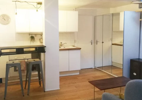 Location studio duplex meublé 22 m² (Paris 18)