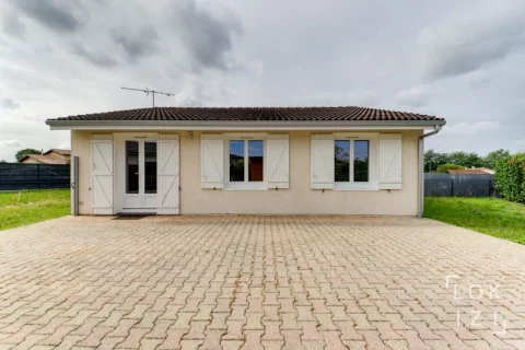 Location maison meubl&eacute;e 74m&sup2; avec jardin (Bordeaux - Ambar&egrave;s et Lagrave)