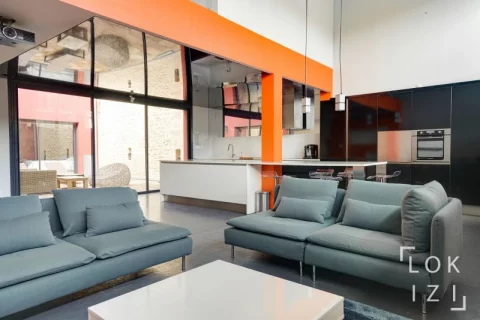Location appartement meublé 4 pièces 176m² (Bordeaux)
